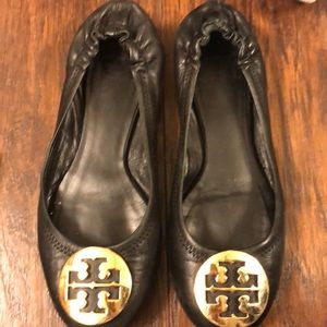 Tory Burch reva gold black flats